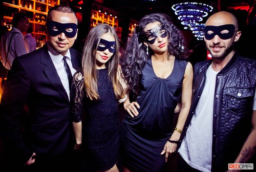 Chivas Masked Ball в баре «Булгаков»