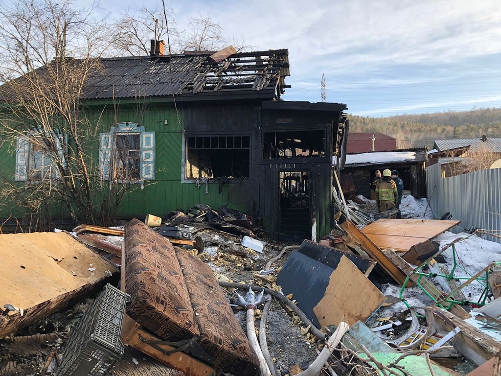 В Дивногорске под Красноярском три человека погибли при пожаре —  Происшествия : REDOMM.RU