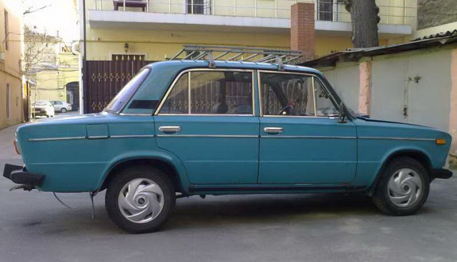 В Луганске двое мужчин неправомерно завладели автомобилем