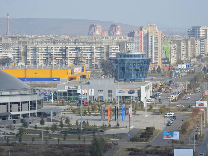 Красноярск запад. Медведь Запад Красноярск. Остановки возле планеты Красноярск. Красноярск, ул. 9 мая, 72. Медведь-Запад Красноярск адрес.