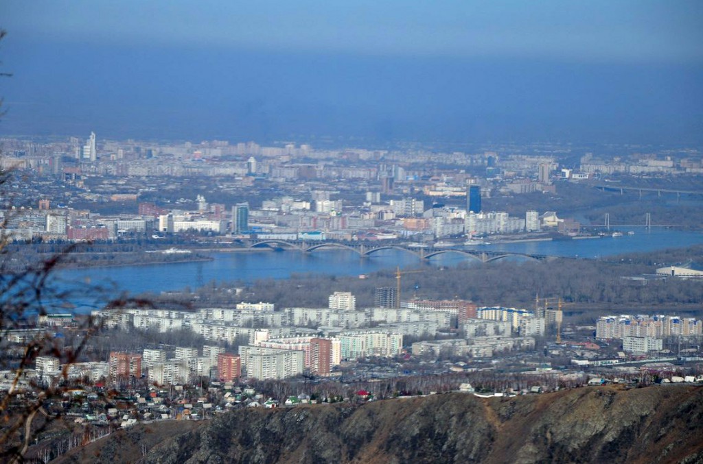 В красноярске проходит. Правый берег Красноярск районы. Фото районов правого берега Красноярск. Красноярск какой берег правый. Виды ветра Красноярского края.